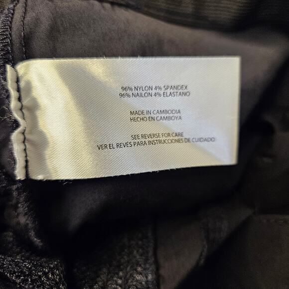 Eddie Bauer Flat front Lightweight Nylong Hiking Outdoor Shorts size 10 WMN - Picture 7 of 8